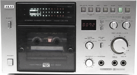 Akai UC-F5